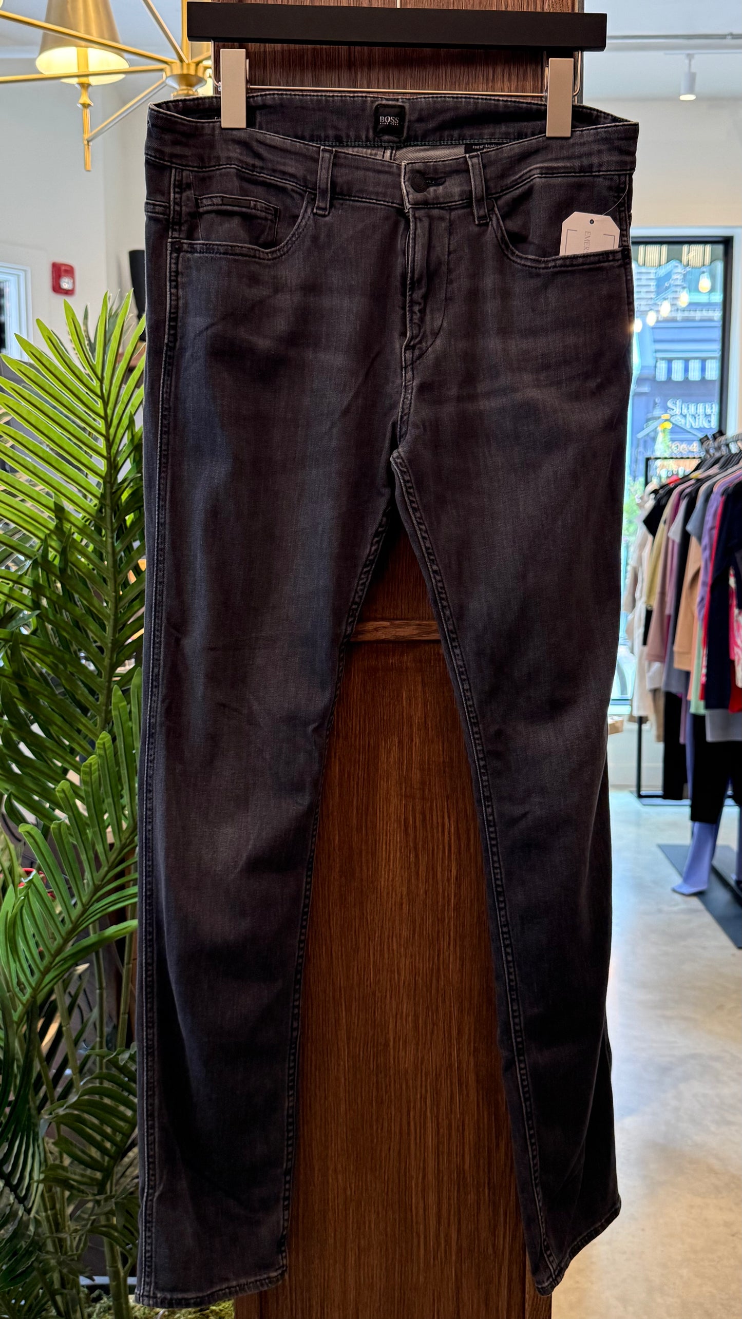 Men’s Hugo Boss - Size 32