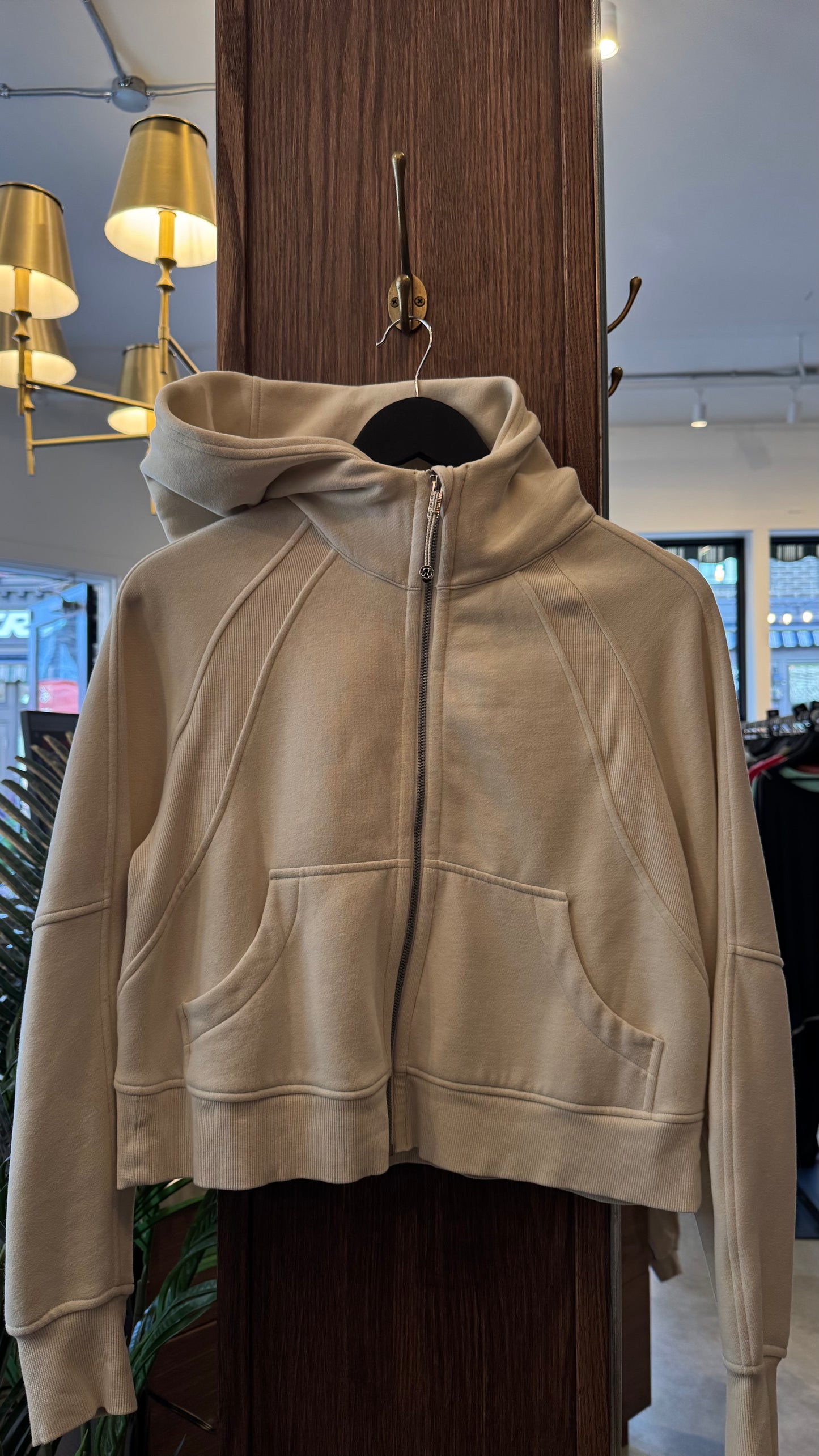Lululemon - Size XS