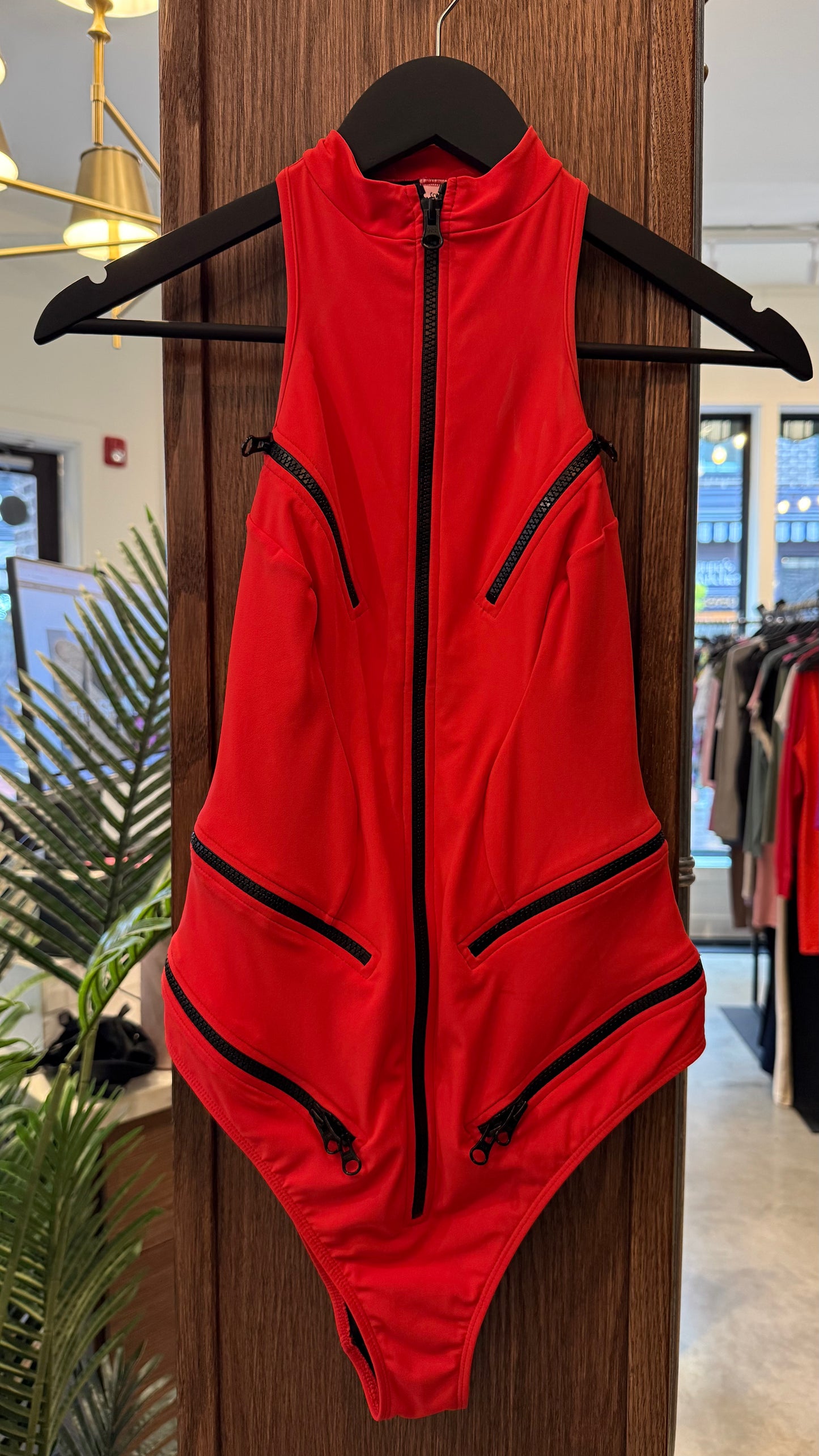 Agent Provocateur - Size 4