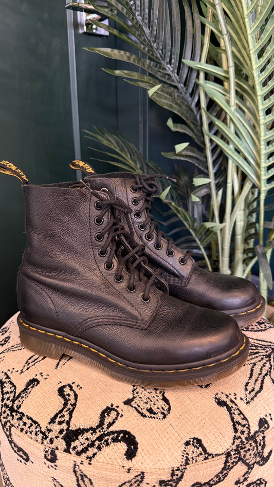 Doc Martens - Size 7