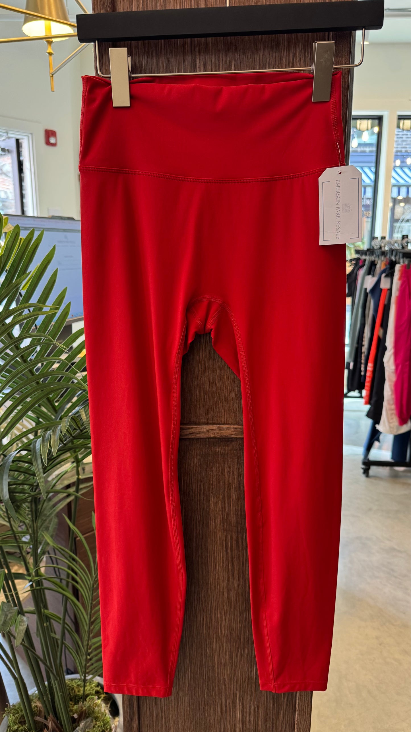 Adanola - Size Medium