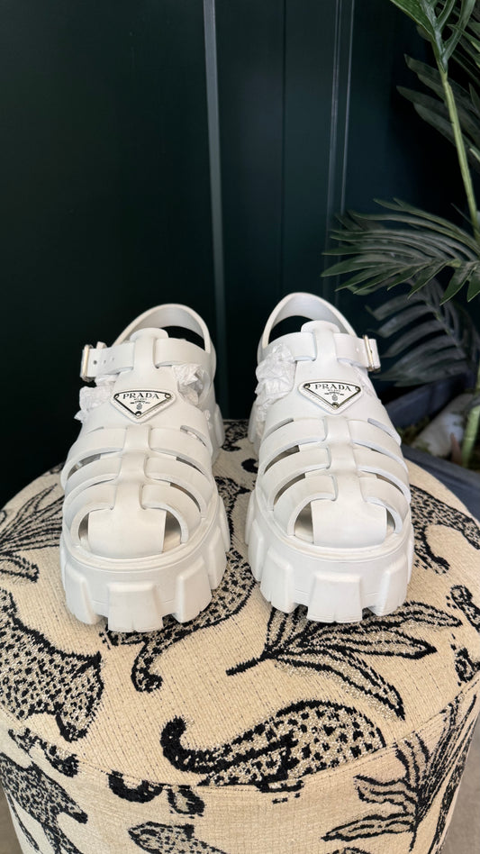 Prada - Size 38
