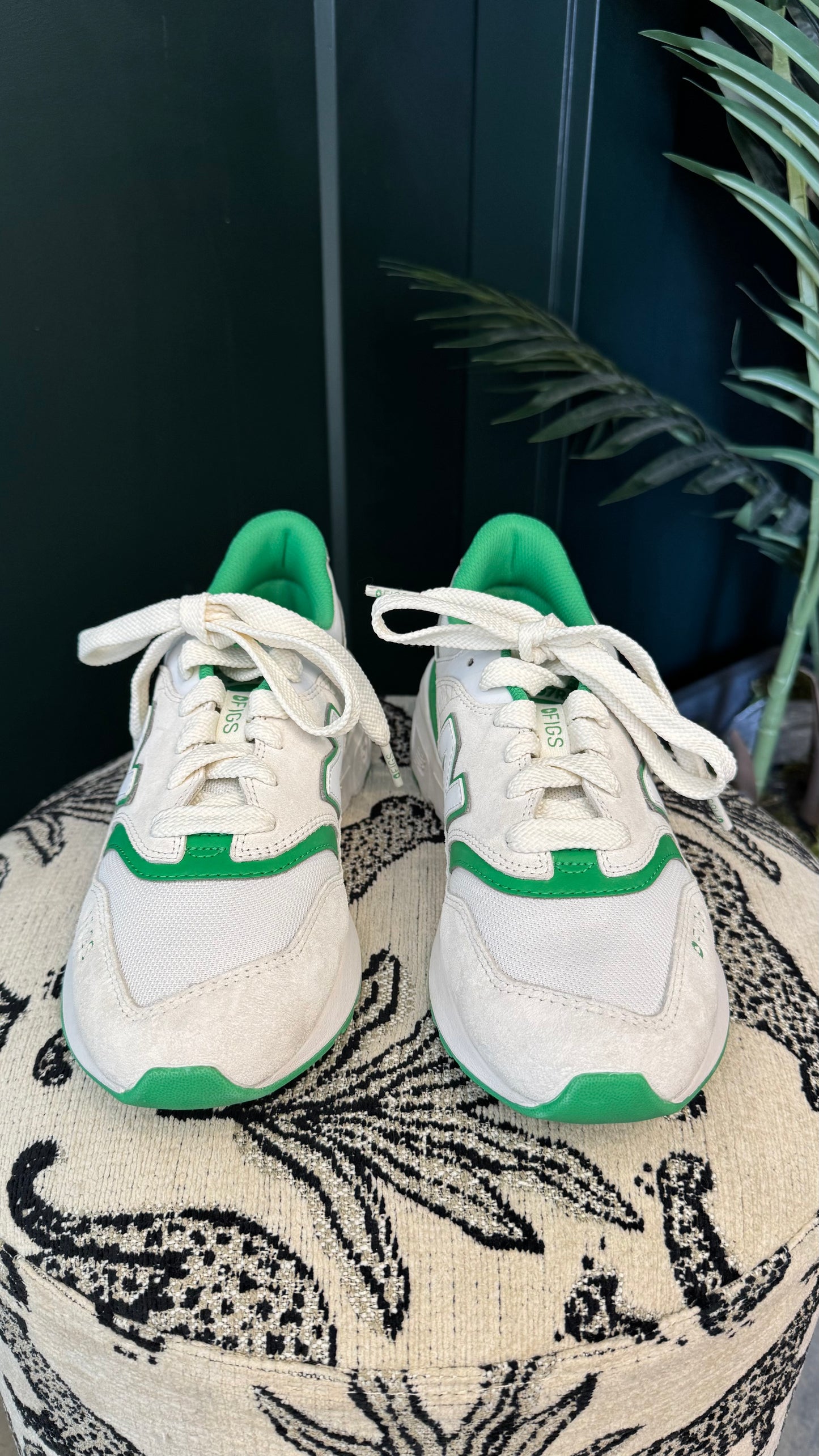 Figs X New Balance - Size 8