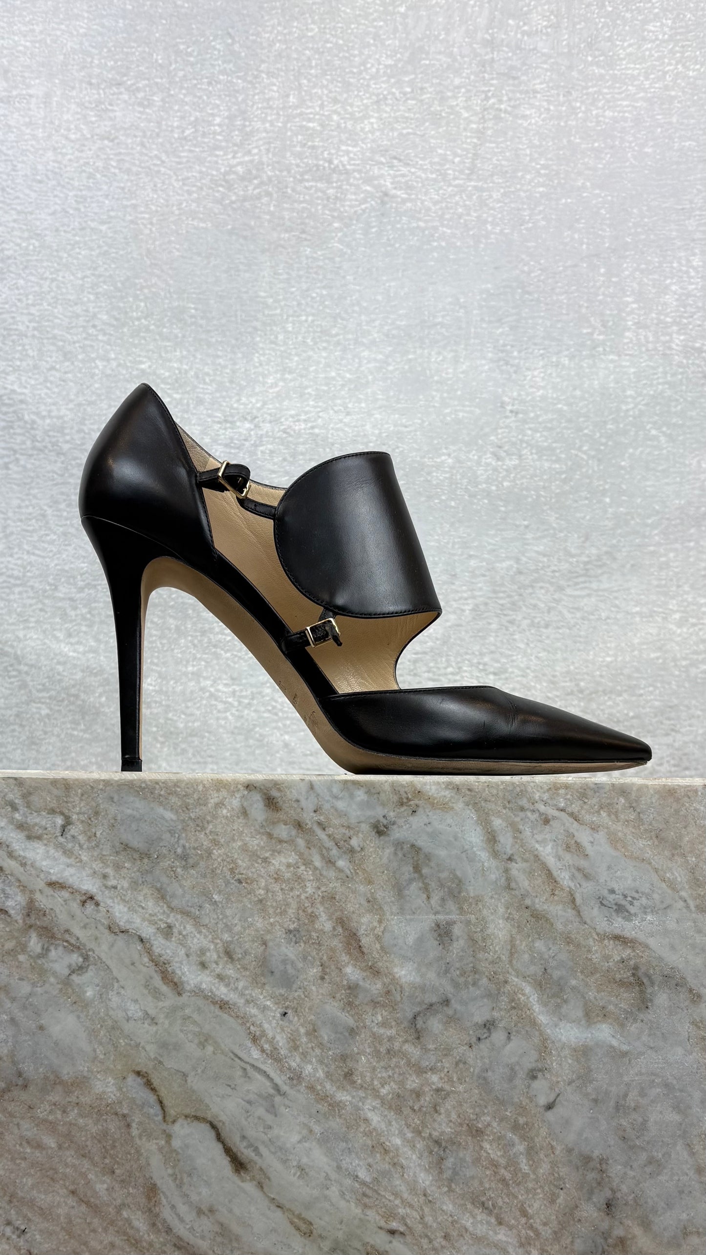 Jimmy Choo - Size 39