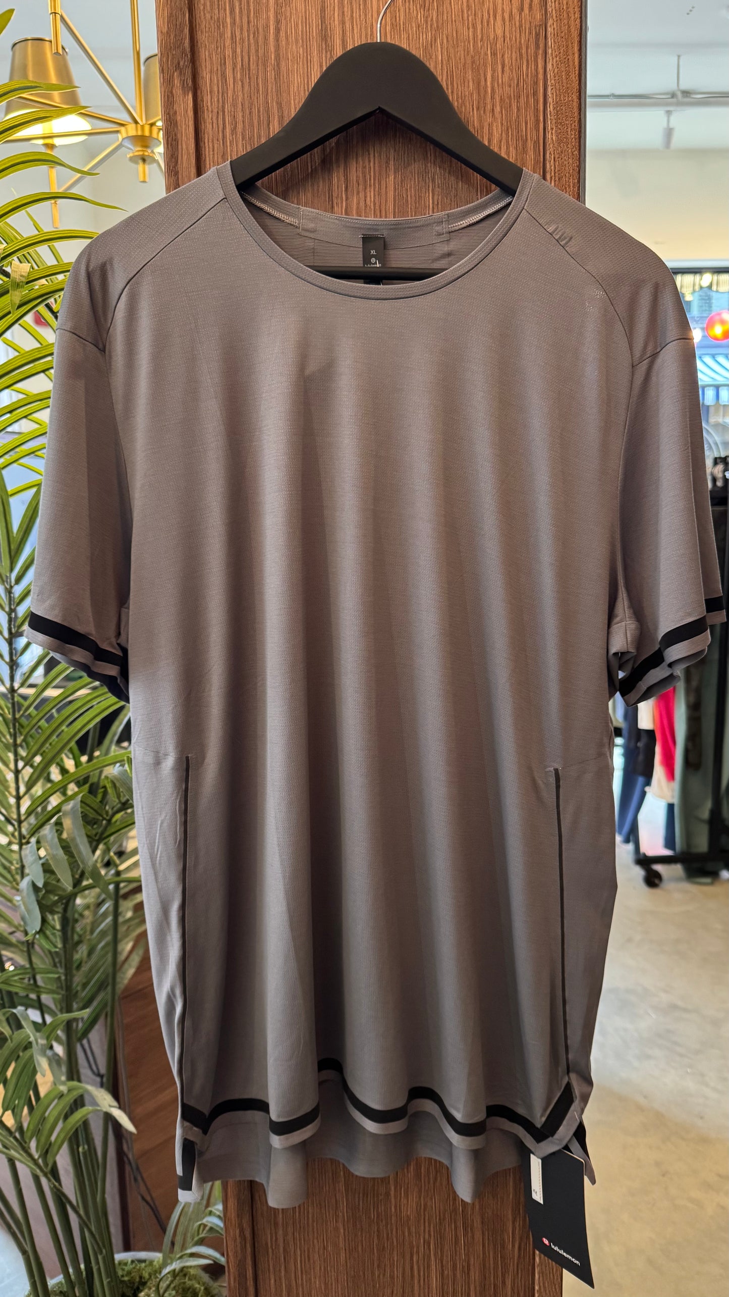 Men’s Lululemon - Size XL