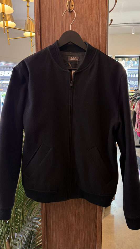 A.P.C. - Size L