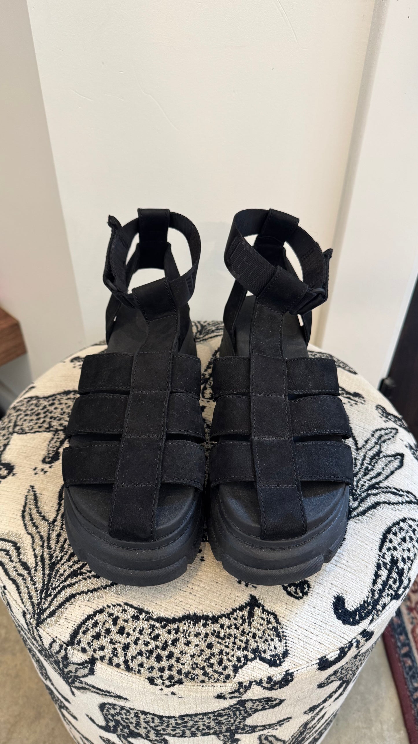 Ugg Fisherman Sandal - Size 7.5