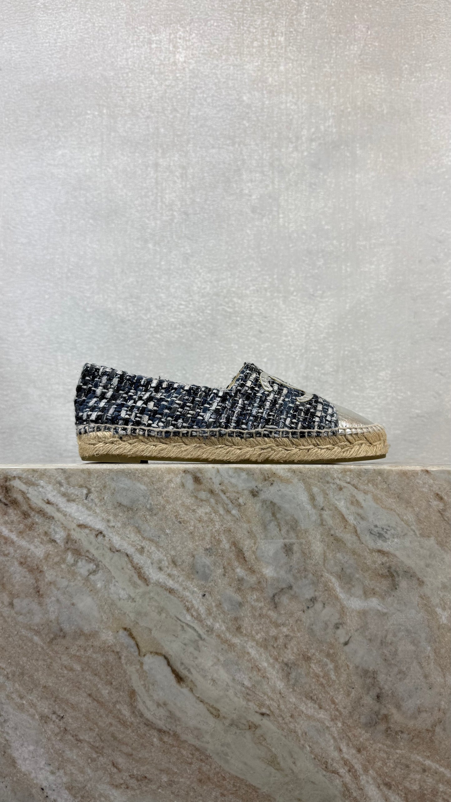 Chanel - Size 37