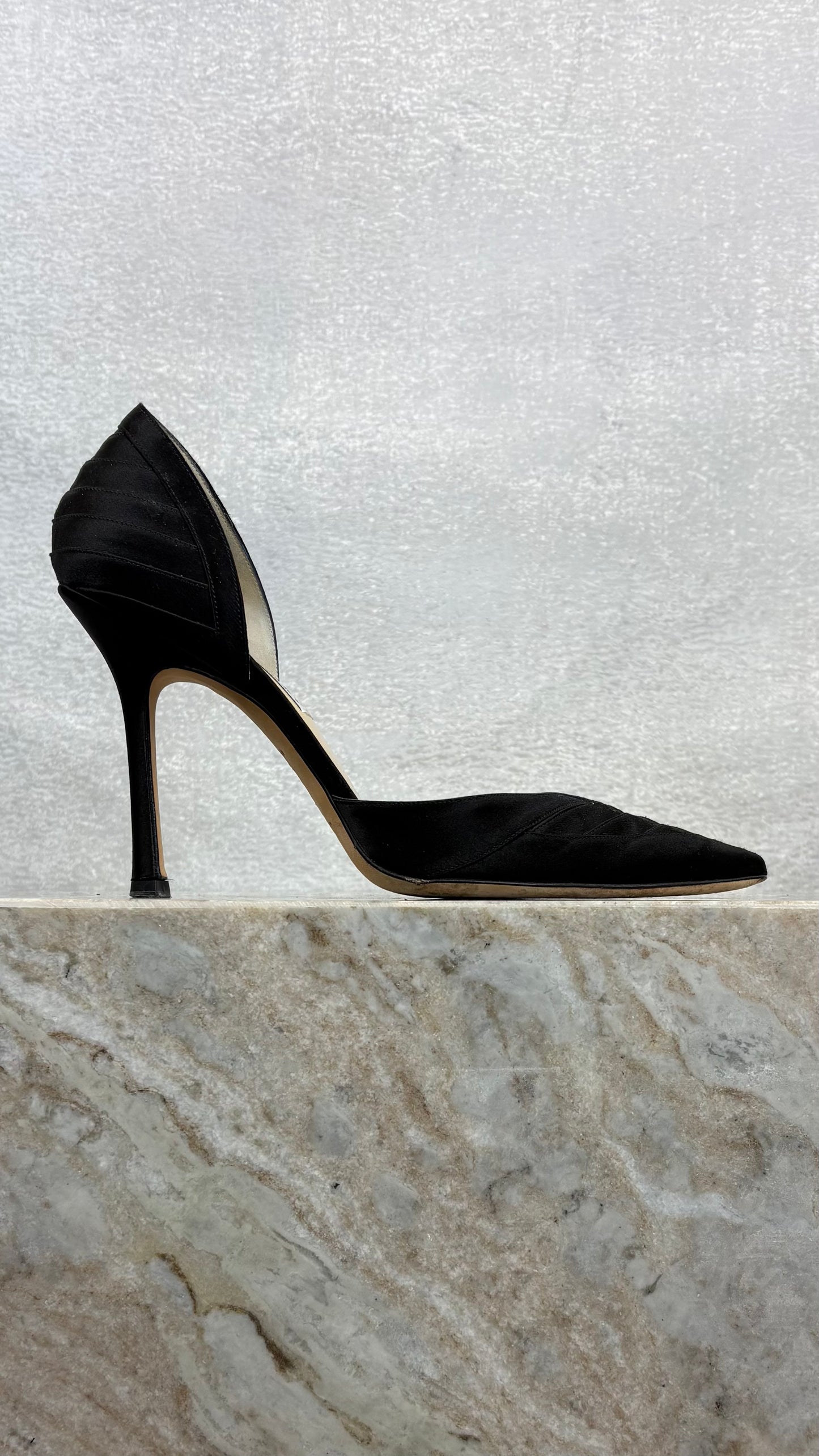 Jimmy Choo - Size 39
