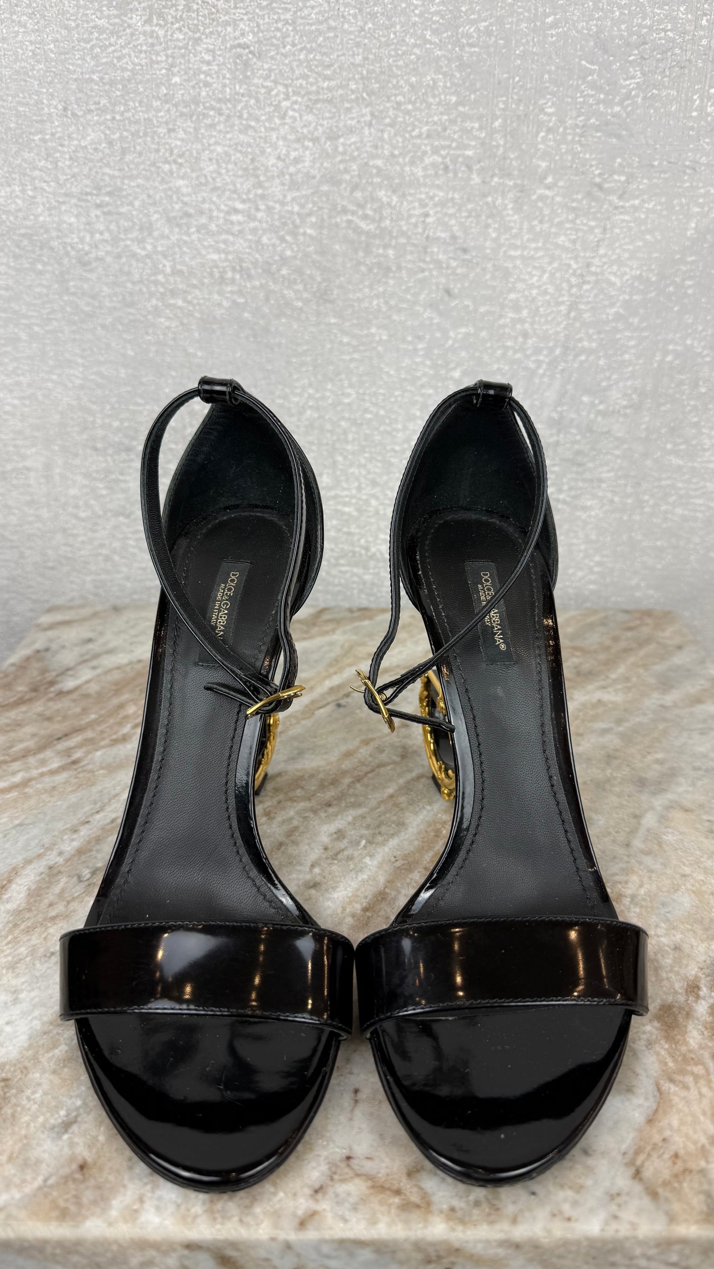 Dolce & Gabbana - Size 39.5