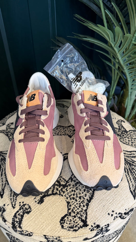 New Balance - Size 7.5