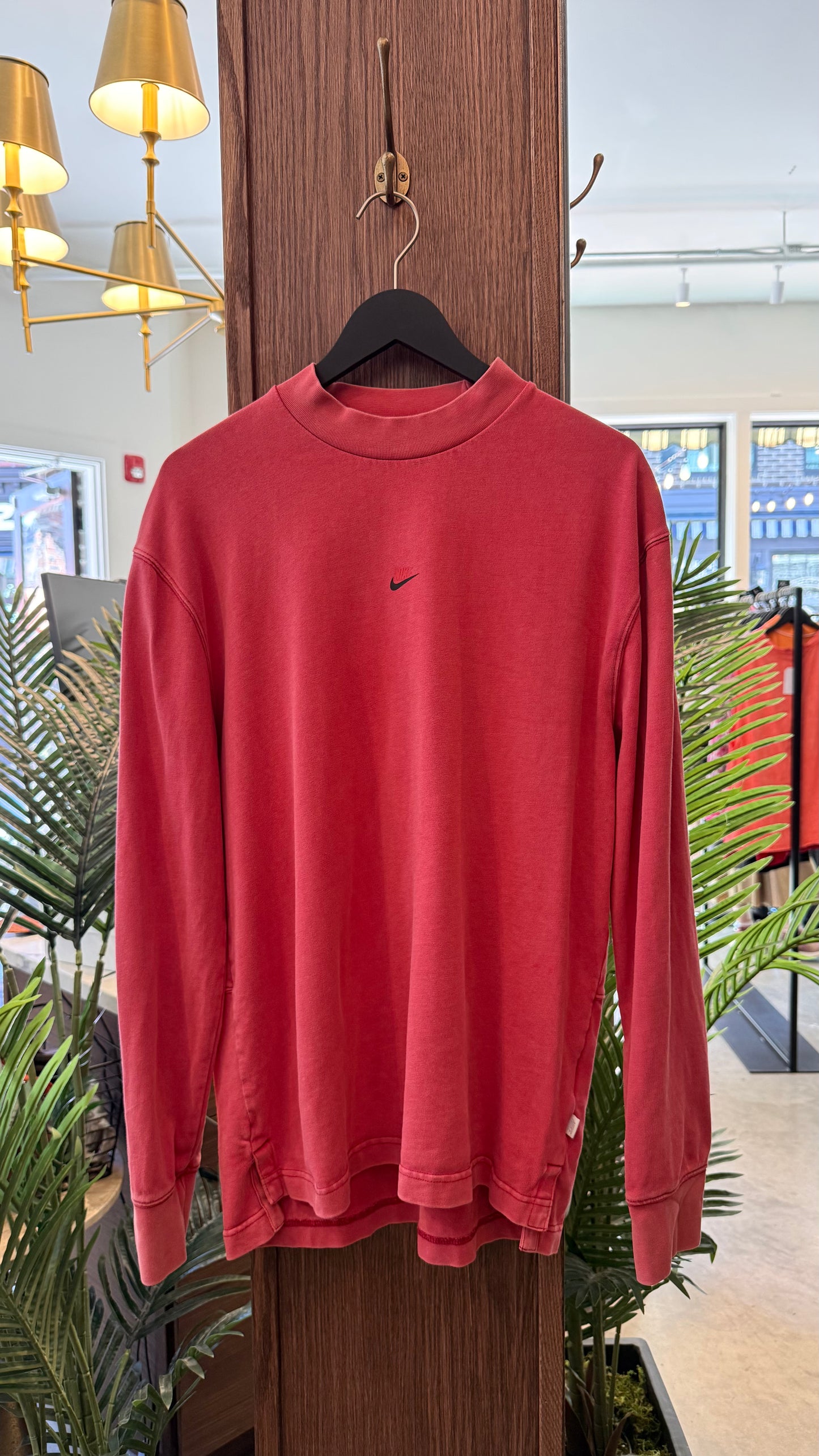 Men’s Nike - Size M