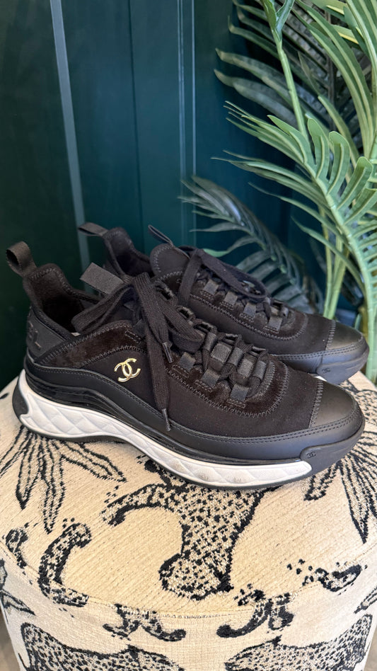 Chanel - Size 37.5