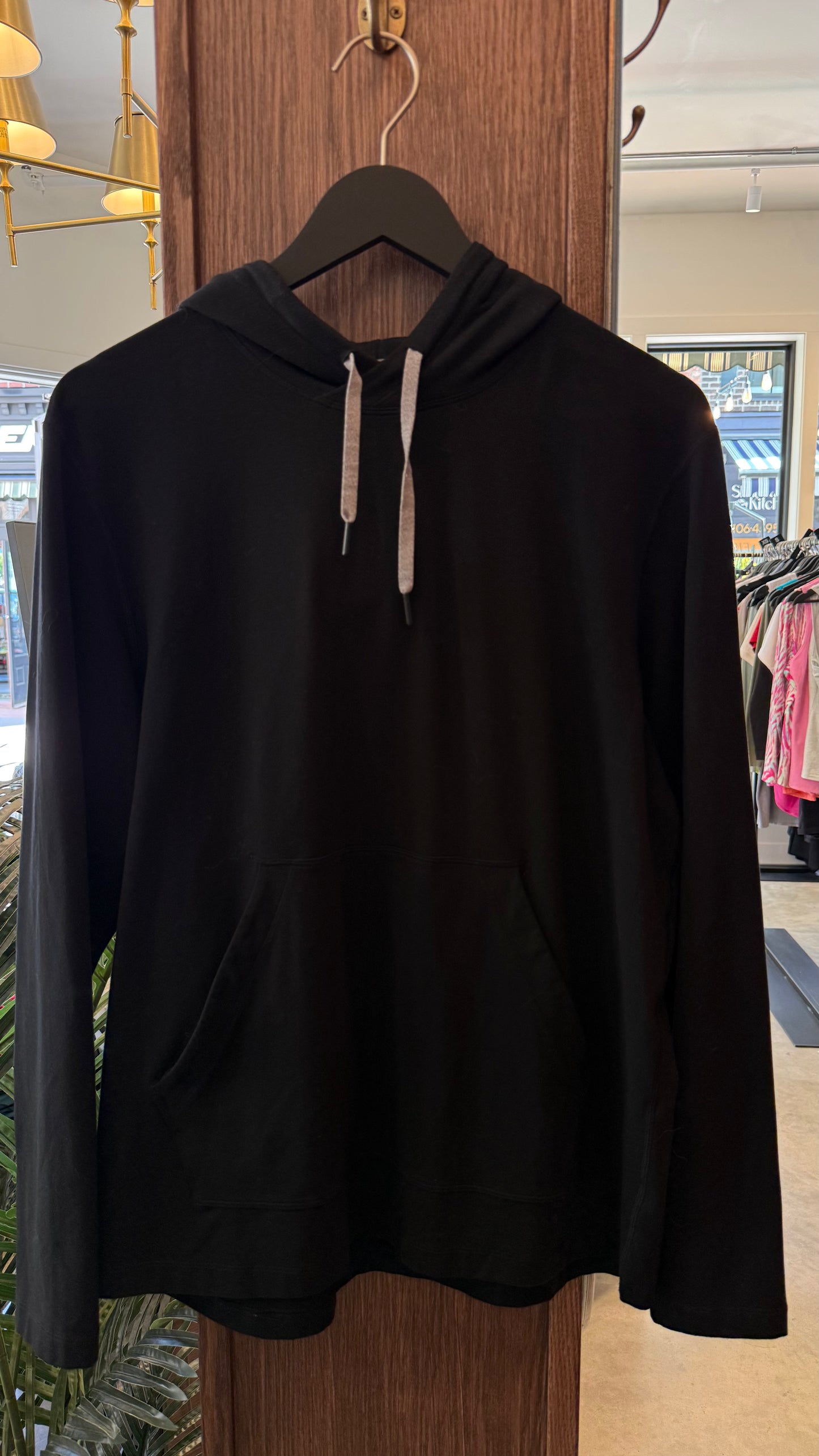 Lululemon - Size M