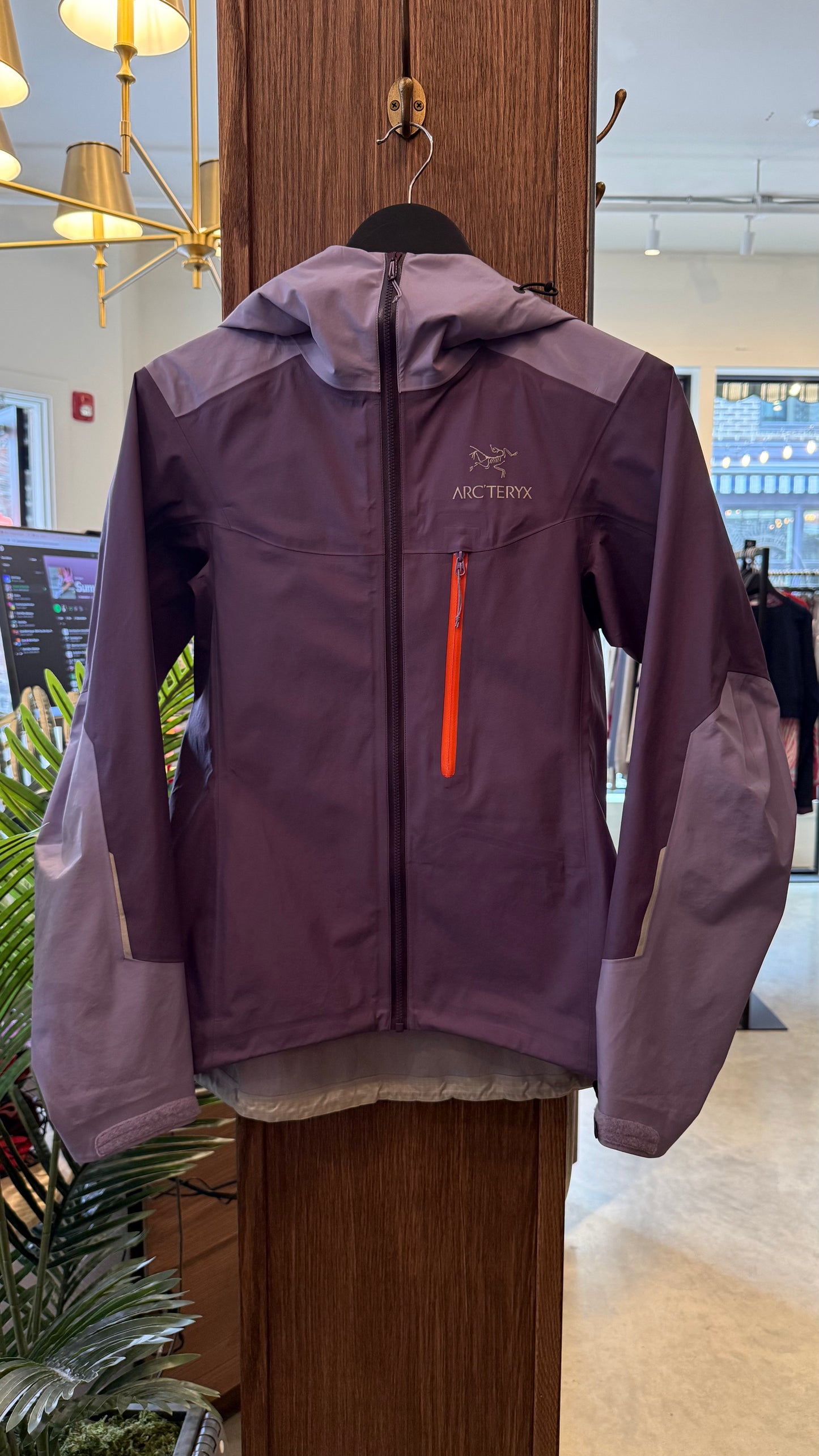 Arc’teryx Beta - Size S