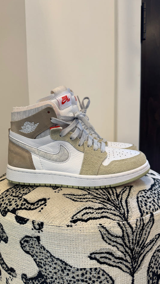 Men’s Nike - Size 7.5