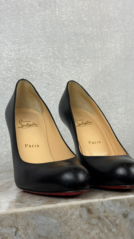 Christian Louboutin - Size 38.6