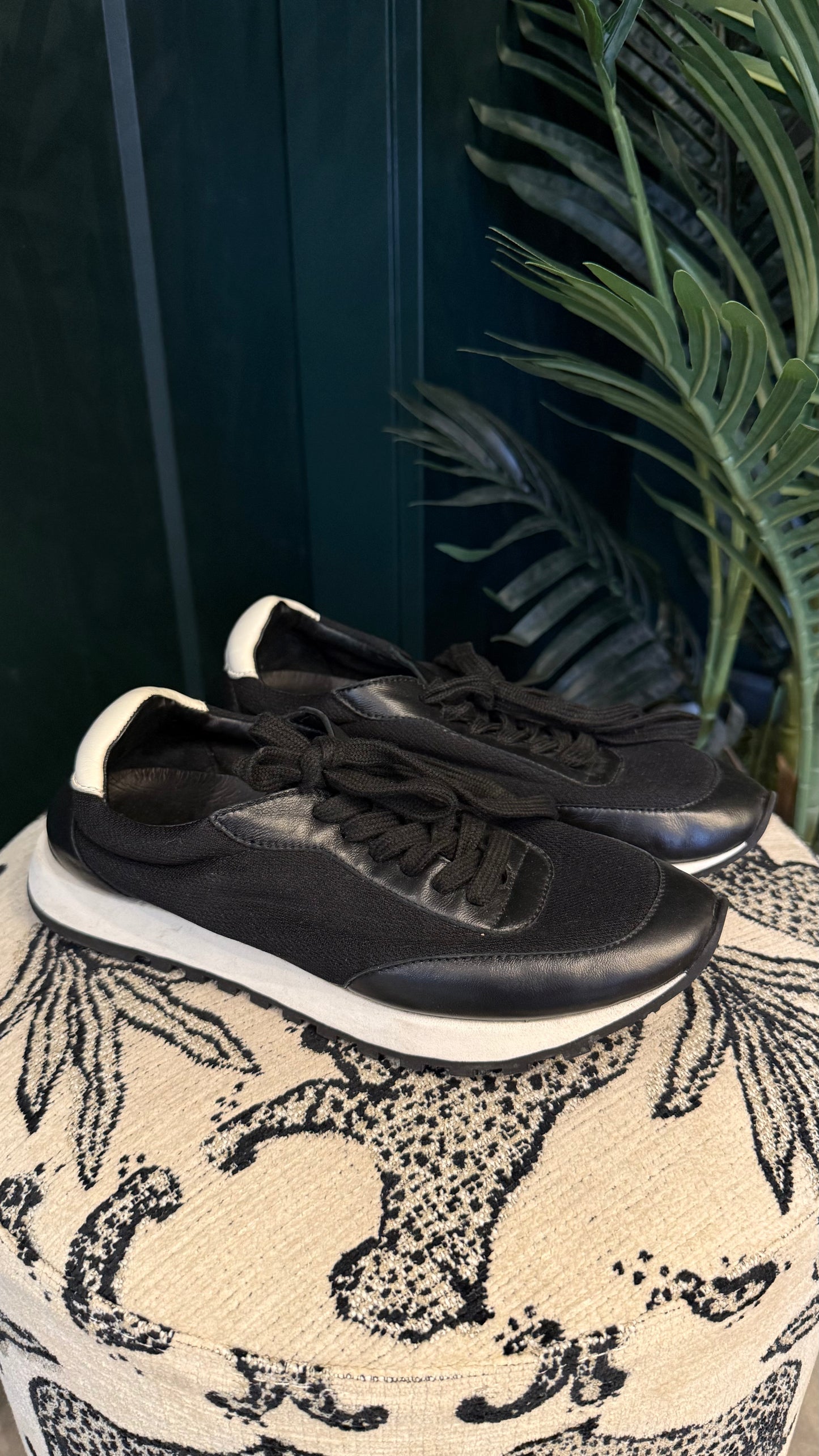 The Row - Size 36