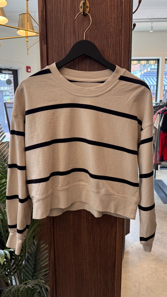 Lululemon - Size M/L