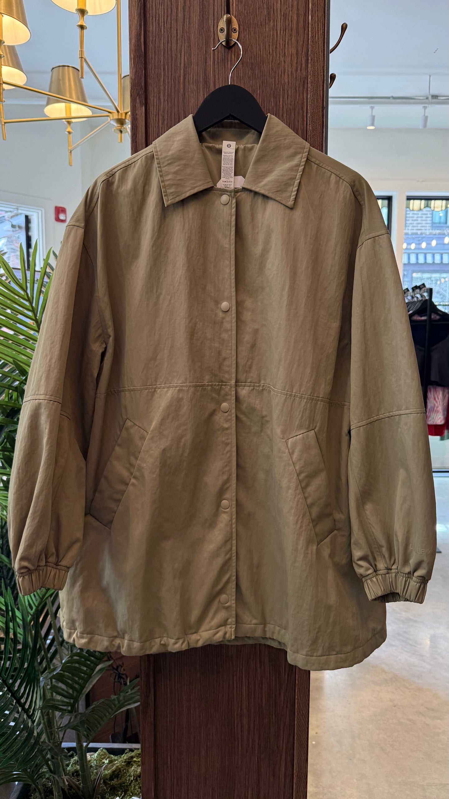 Lululemon - Size S