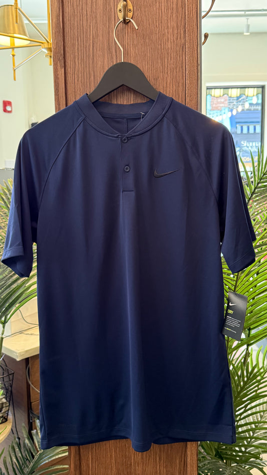 Men’s Nike - Size M