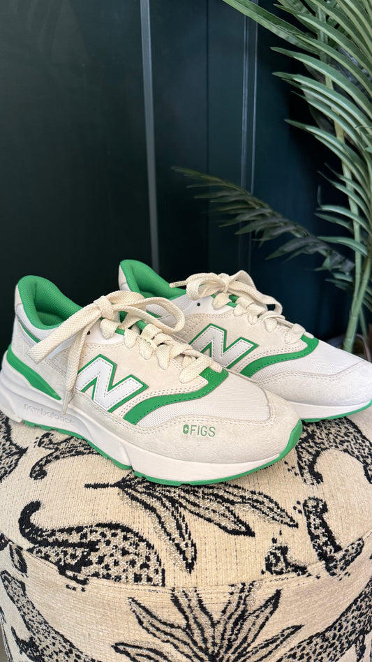 Figs X New Balance - Size 8