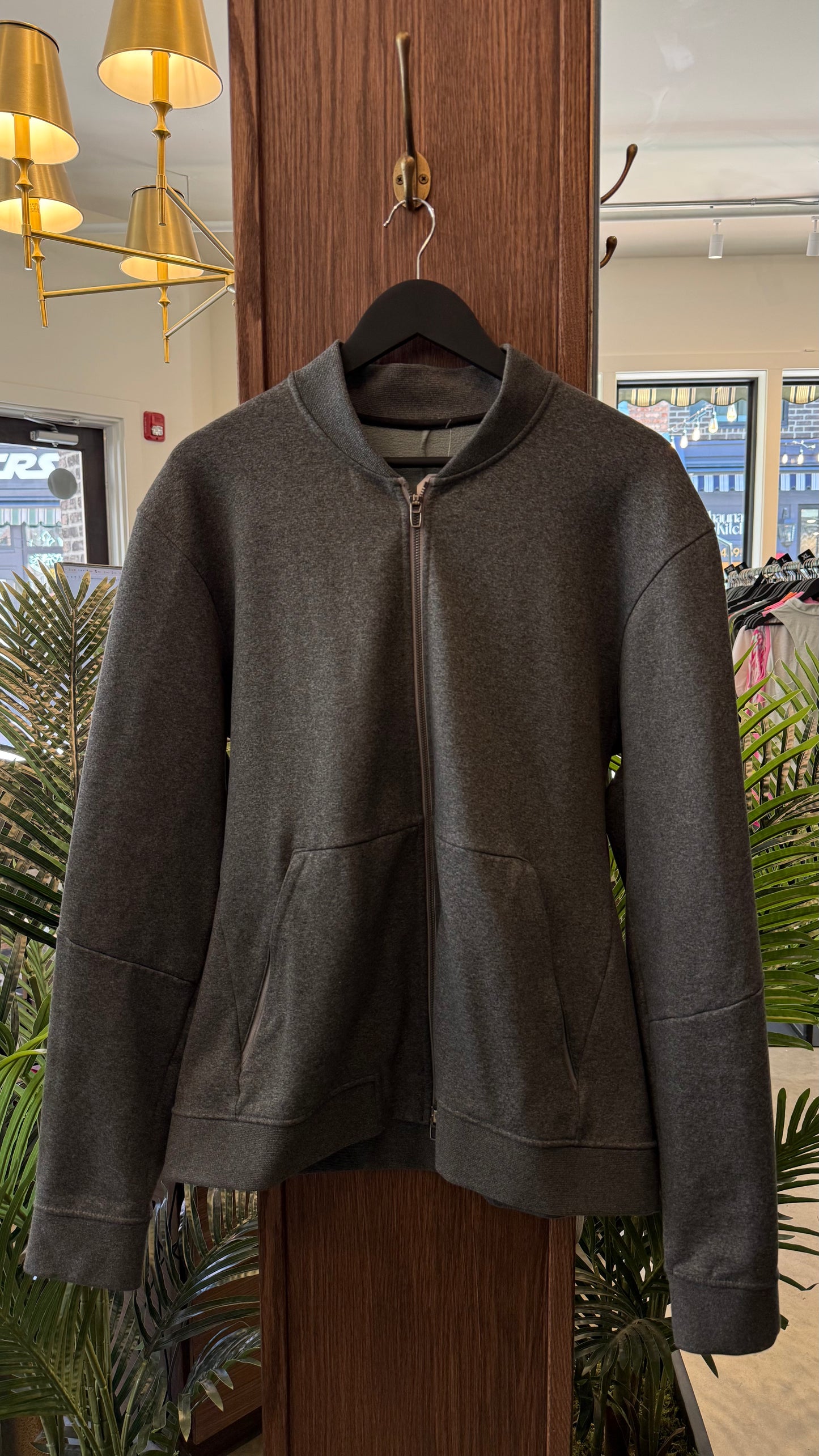 Men’s Lululemon - Size XL