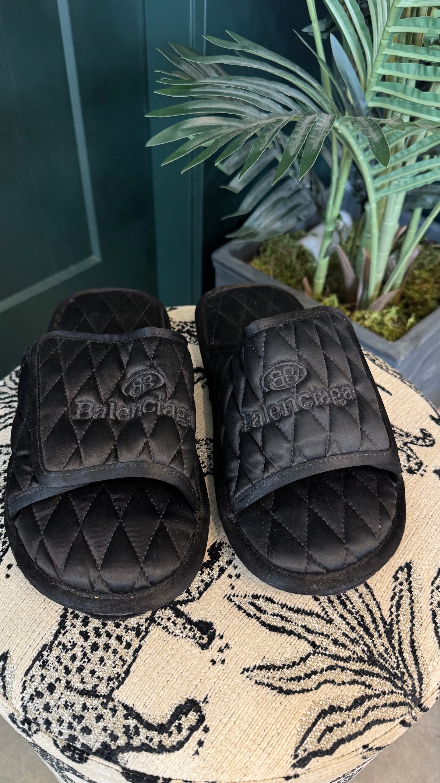 Balenciaga - Size 39
