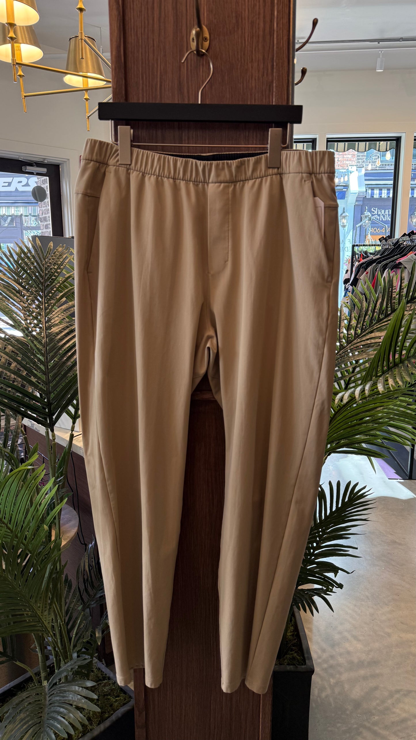 Men’s Lululemon - Size XL