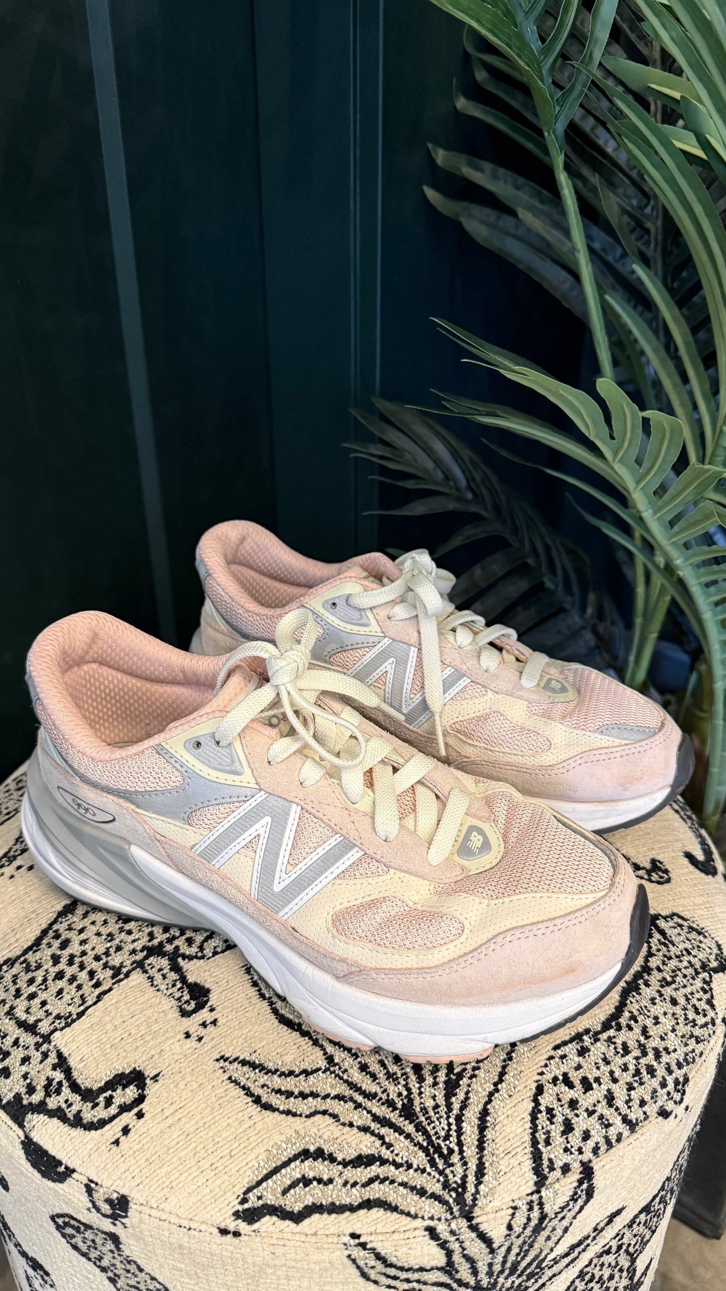 New Balance - Size 6.5