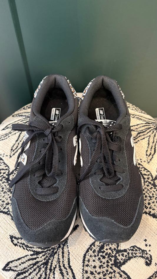 New Balance - Size 6.5