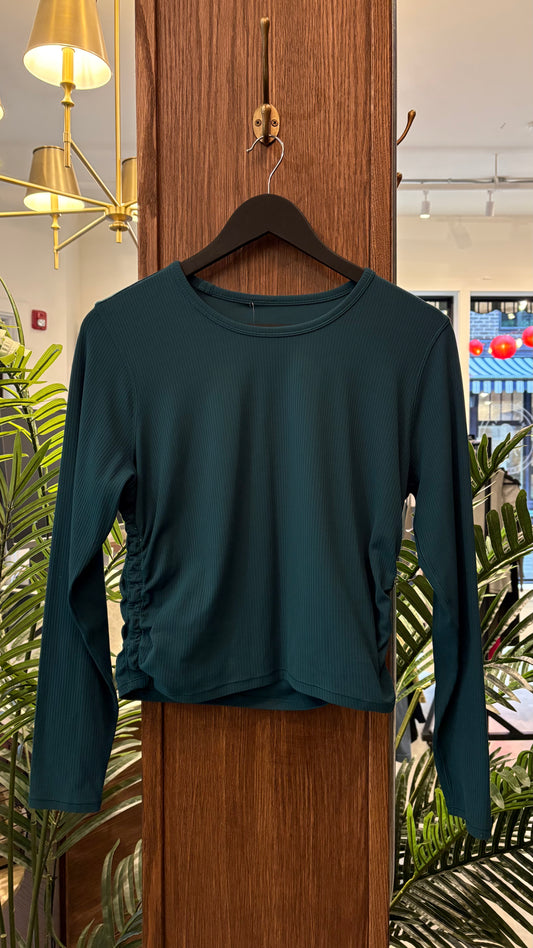 Lululemon - Size M/L