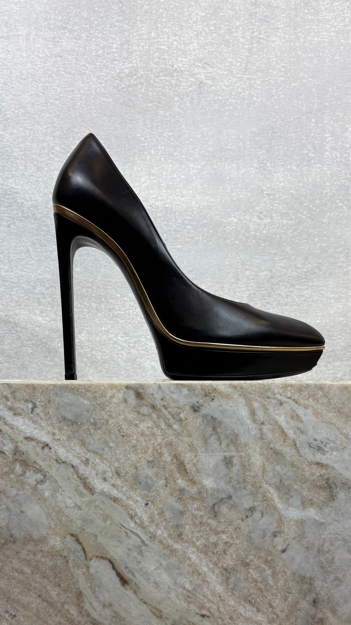 Saint Laurent - Size 38.5