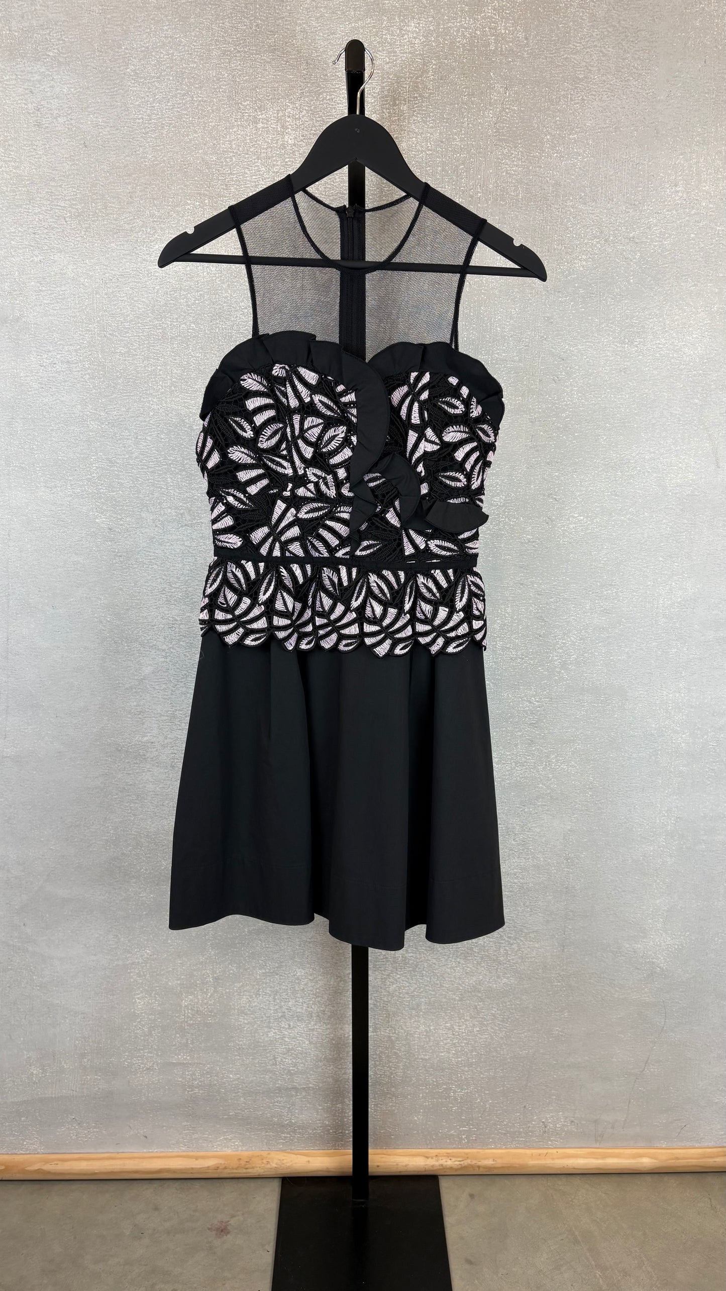 Pinko - Size 4