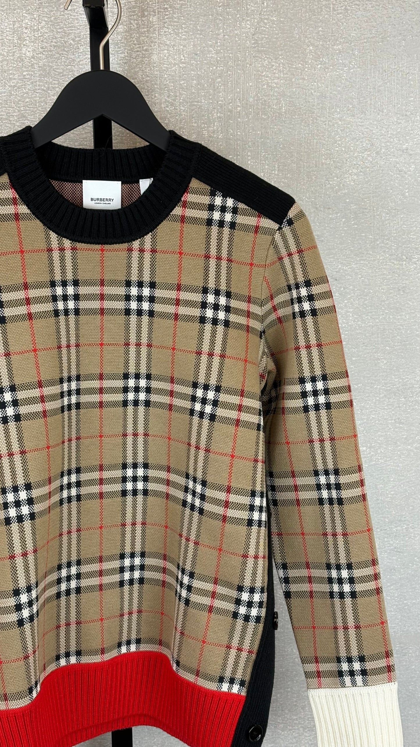 Burberry - Size S