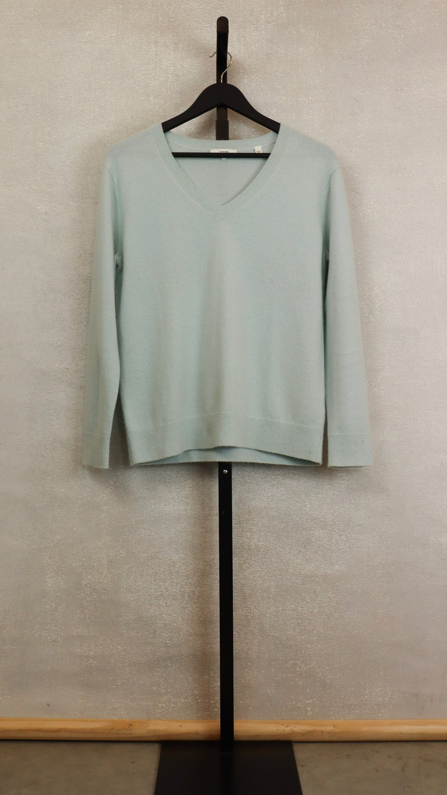 Vince - Size S