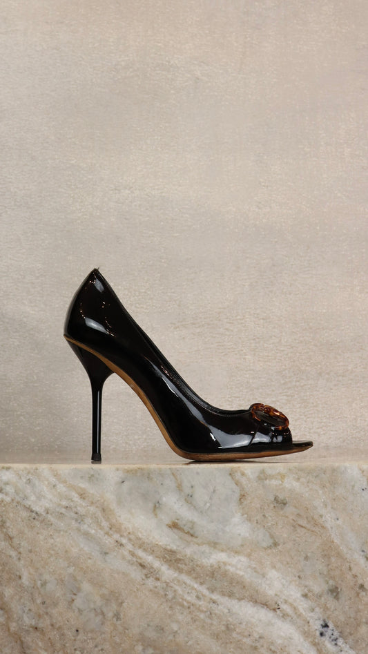 Gucci - Size 6.5