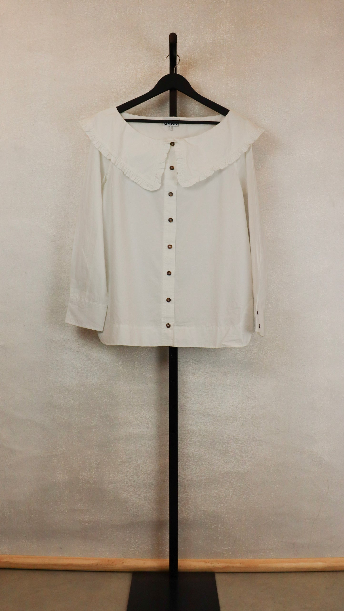 Ganni - Size 42
