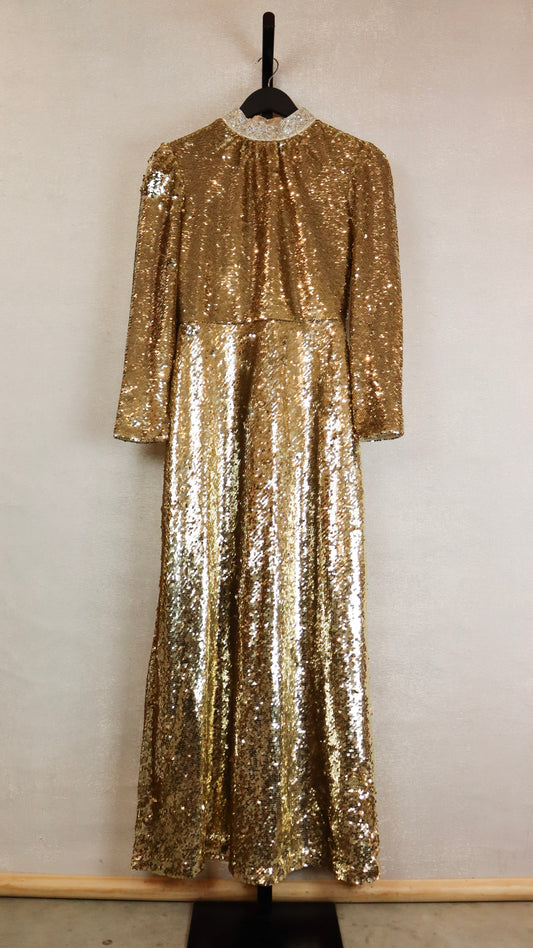 Saloni - Size 4