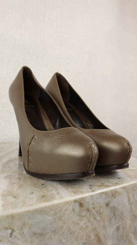 Fendi - Size 38