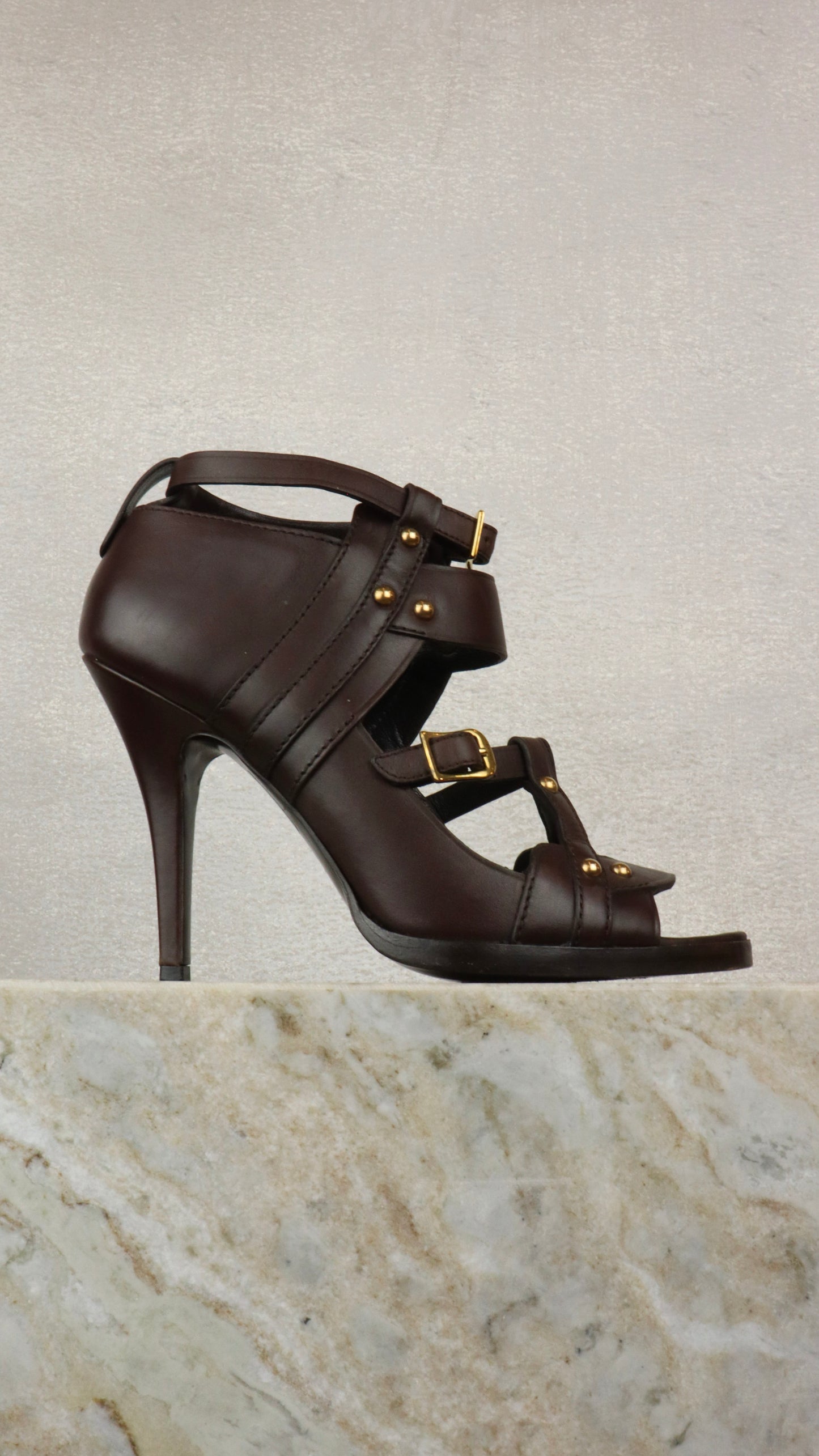 Gucci - Size 7.5
