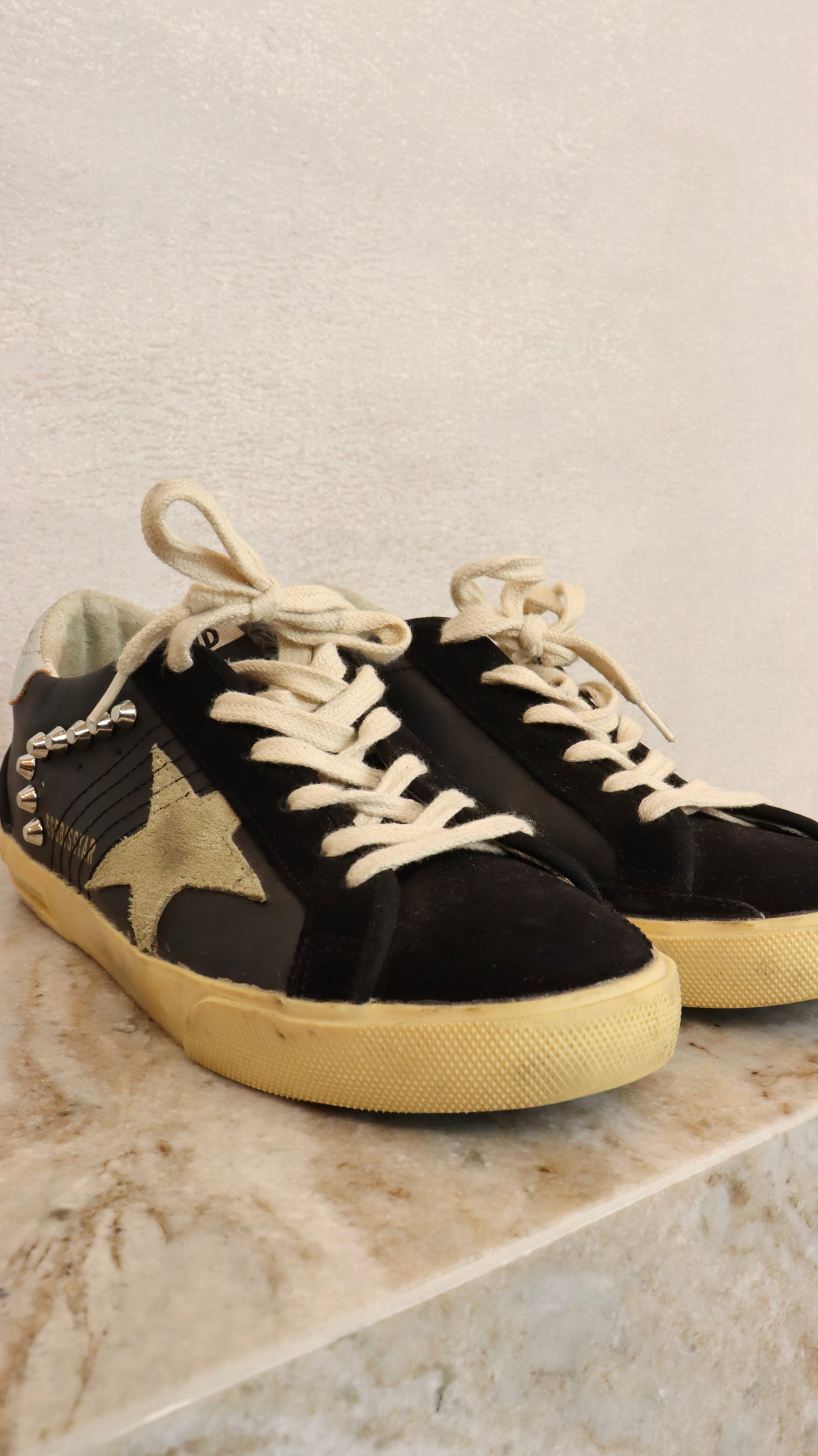 Golden Goose - Size 36