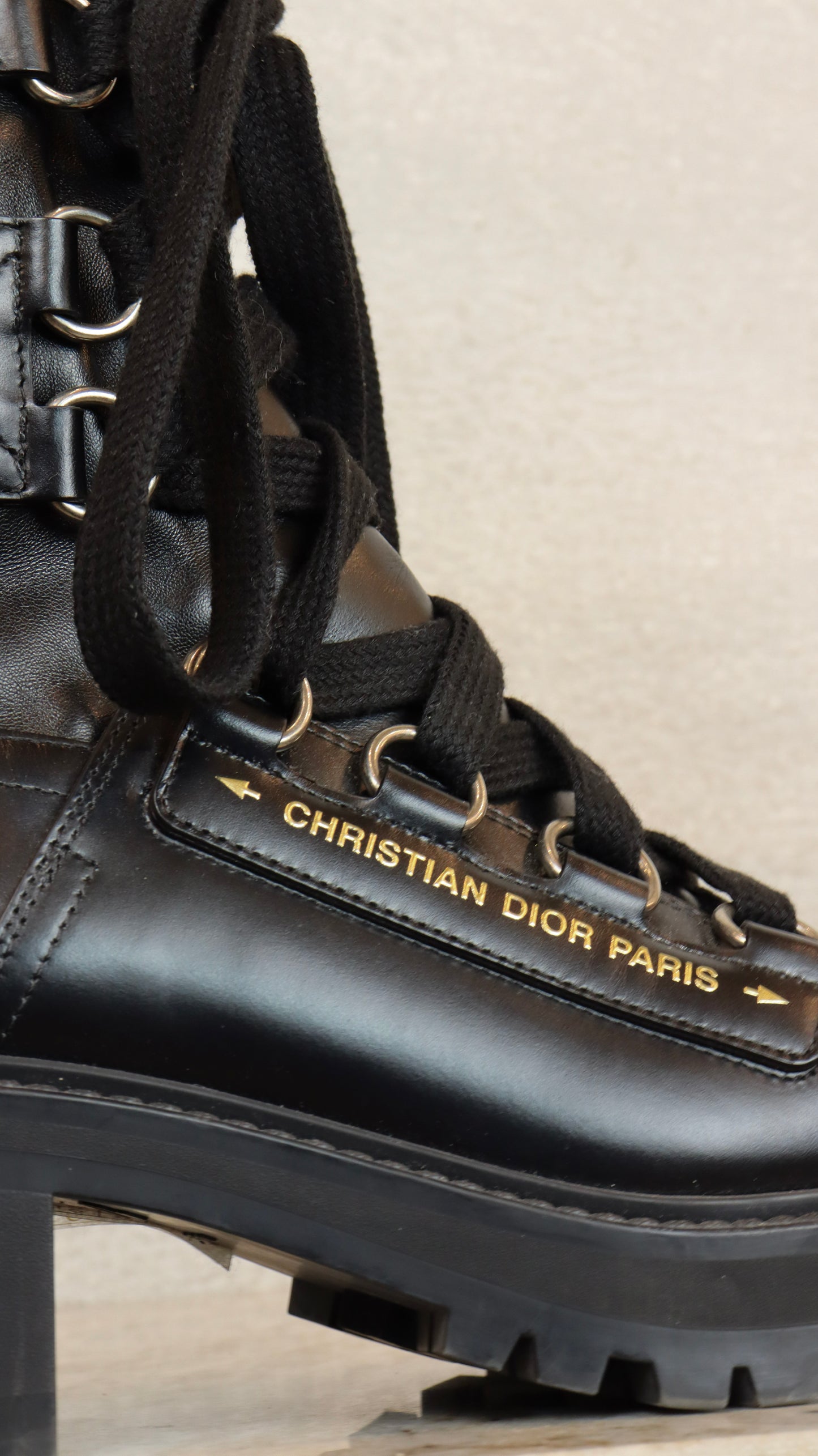 Christian Dior - Size 39