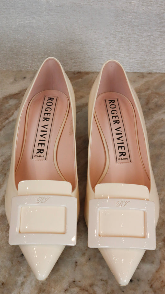 Roger Vivier - Size 8.5