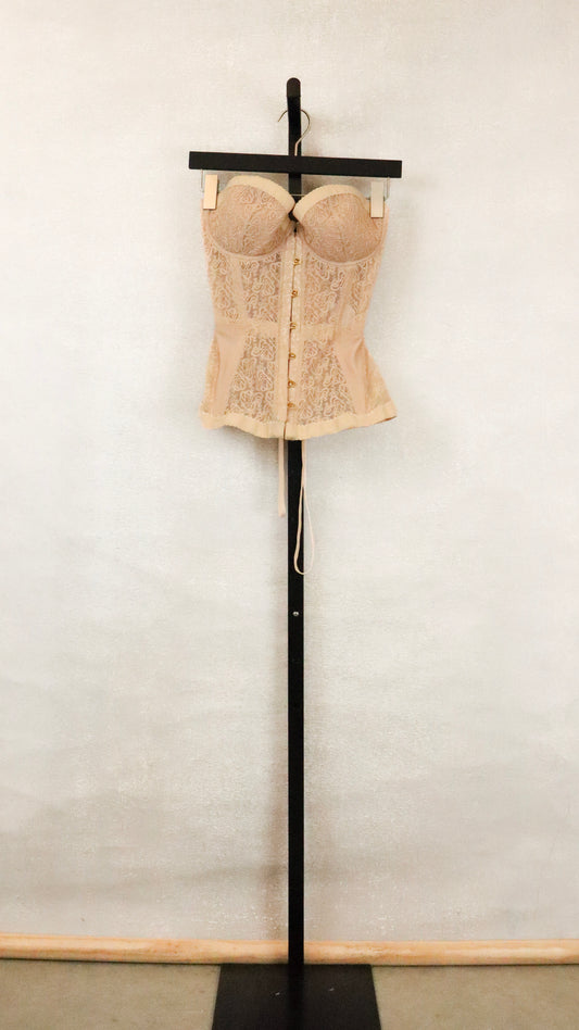 Agent Provocateur - Size 4