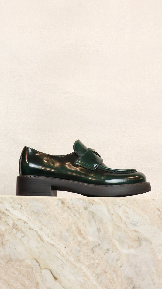 Prada - Size 38.5