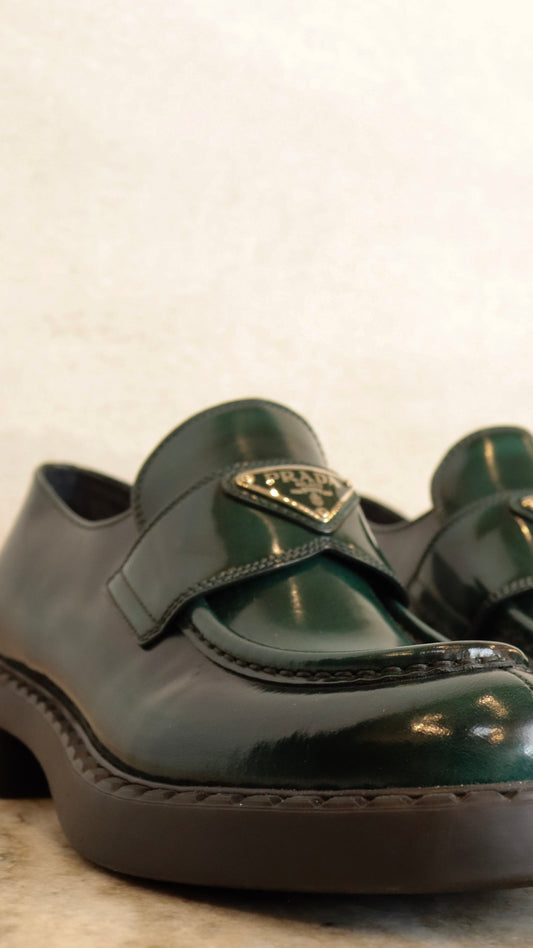 Prada - Size 38.5