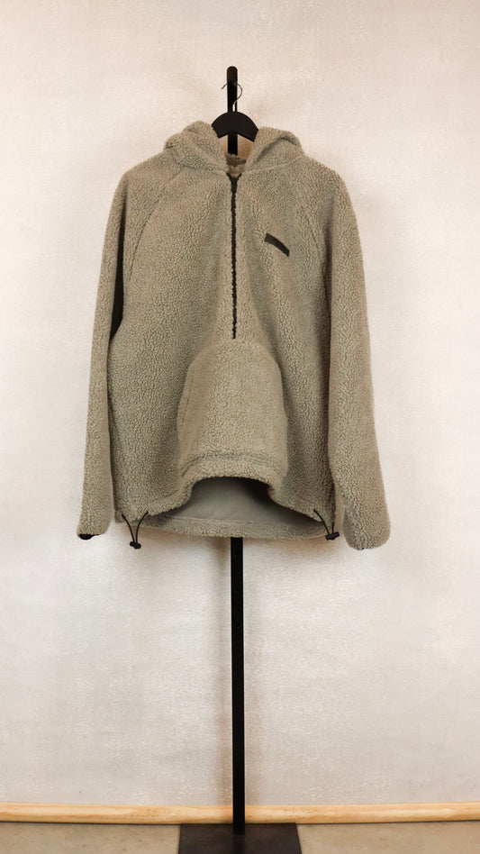 Essentials - Size M