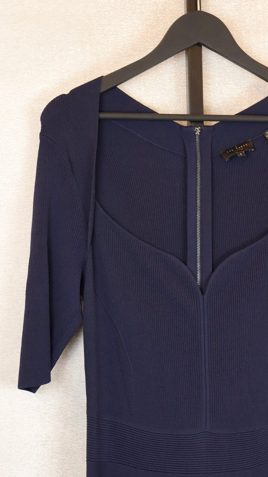 Ted Baker - Size 4/L