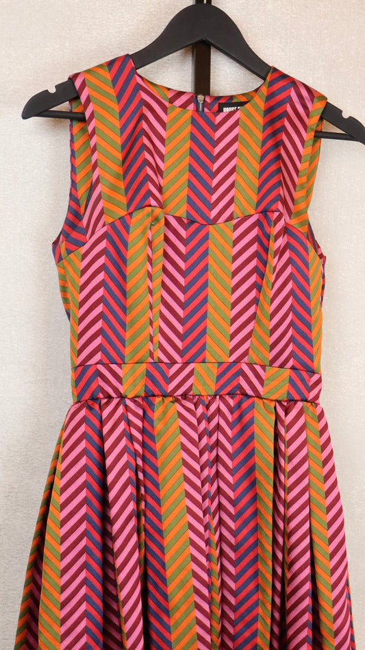 House of Holland - Size 4